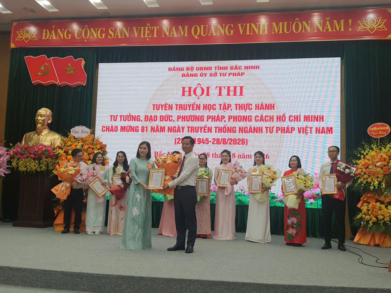 Từ thực tiễn Đảng bộ UBND tỉnh Bắc Ninh đến việc thực hiện thắng lợi chỉ thị số 07-CT/TW trong...